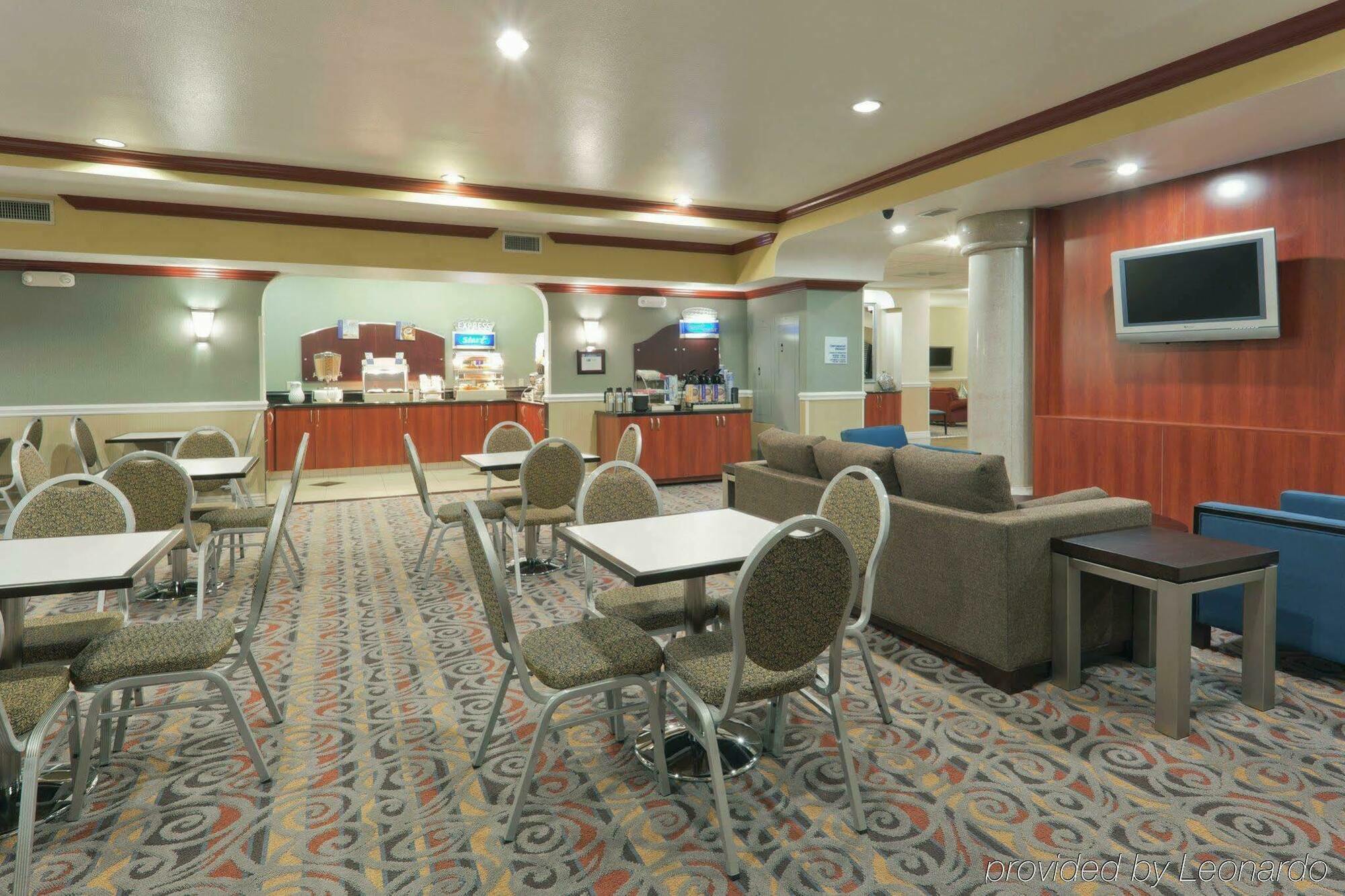 Holiday Inn Express & Suites Bakersfield Central By Ihg Restaurant photo